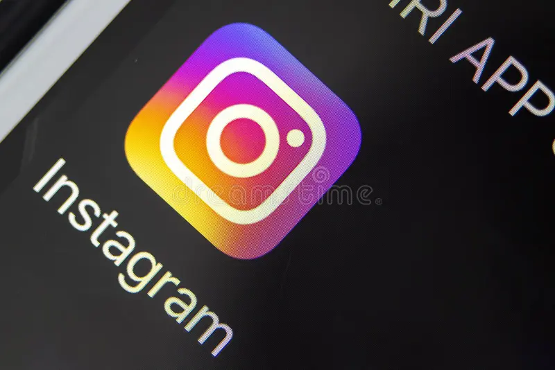 Instagram Tips - Explaining the Instagram pinned post feature and settings